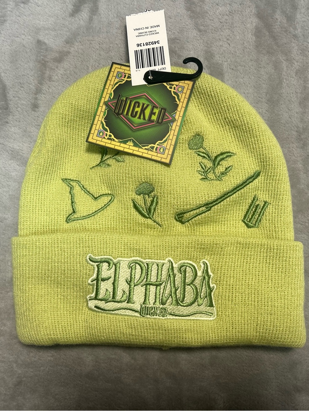 Wicked Box Lunch Elphaba Beanie Hat Green